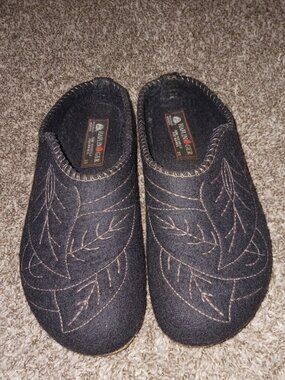 Haflinger Women's wool clogs 39